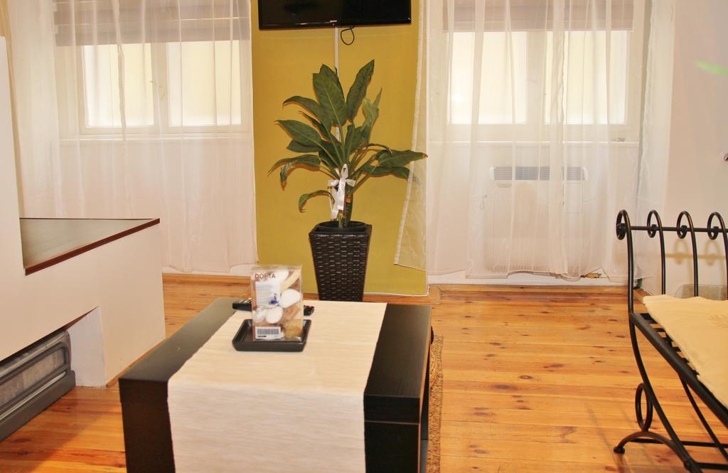 Smart City Apartment 2 Будапеща Екстериор снимка